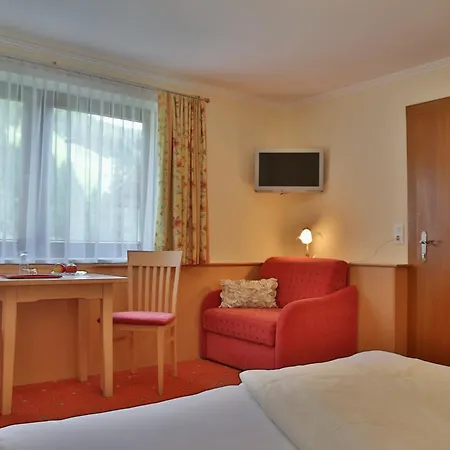 Bed & Breakfast Haus Waldheim *
