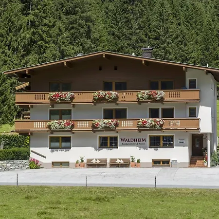 Bed & Breakfast Haus Waldheim *