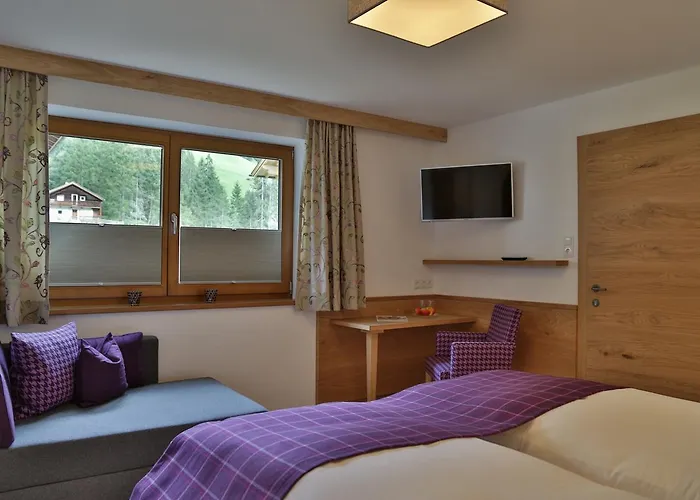 Haus Waldheim Nocleg ze śniadaniem Tux