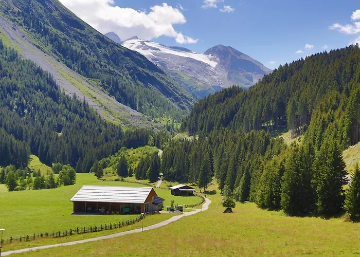 Haus Waldheim Bed & Breakfast Tux