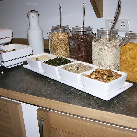 فندق مبيت وإفطار Haus Waldheim تكس