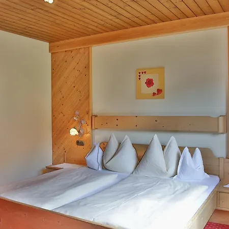 Haus Waldheim Тукс