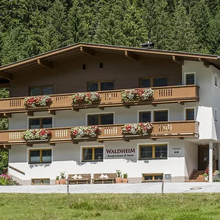Bed & Breakfast Haus Waldheim *