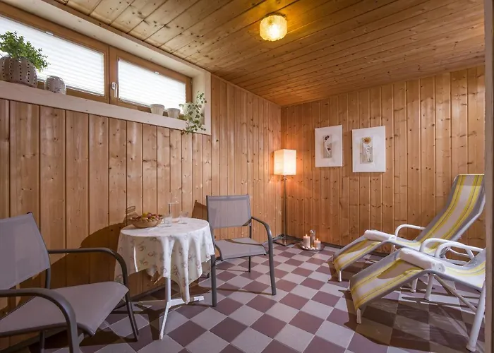 ベッド・アンド・ブレックファスト Haus Waldheim トゥクス